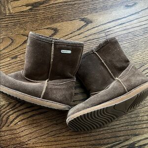 Emu Australia Sherpa Lined Fuzzy Furry Cozy Boots | K13